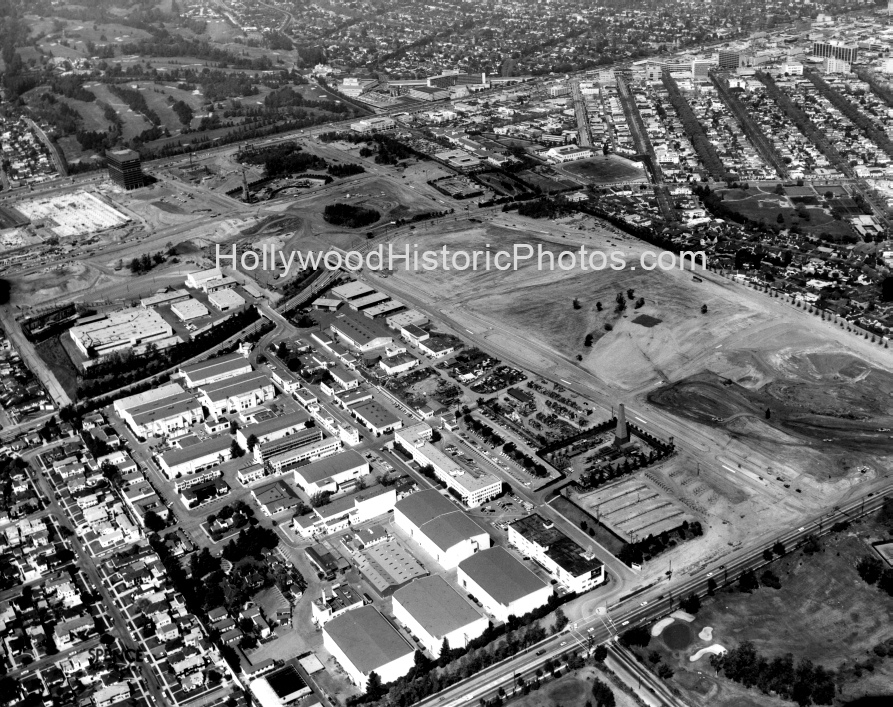 Century City pre-construction on former Westwood Municipal Golf Course & 20th Century Fox lots 1963.jpg